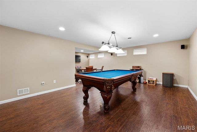 574 Larksmore Court, Ballwin, MO 63021