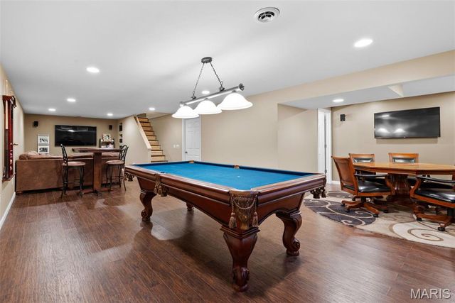 574 Larksmore Court, Ballwin, MO 63021
