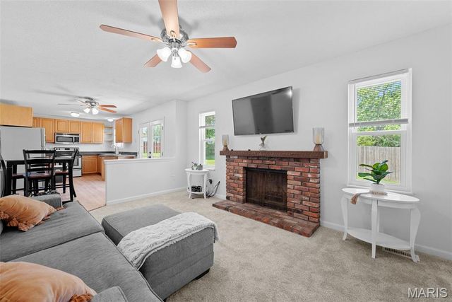 574 Larksmore Court, Ballwin, MO 63021