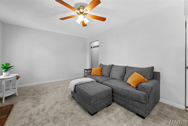 574 Larksmore Court, Ballwin, MO 63021