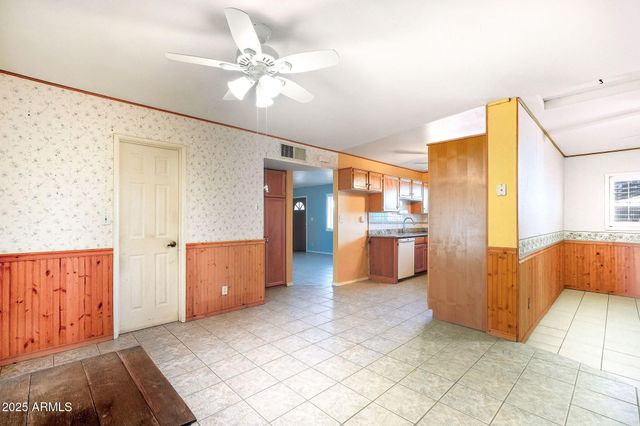 1208 N PALM Lane, Coolidge, AZ 85128