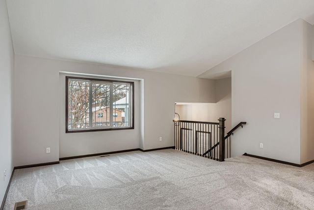 510 Lois Lane, Lino Lakes, MN 55014