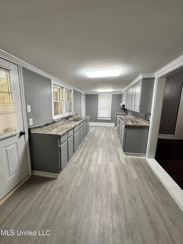 313 Garfield Street, New Albany, MS 38652