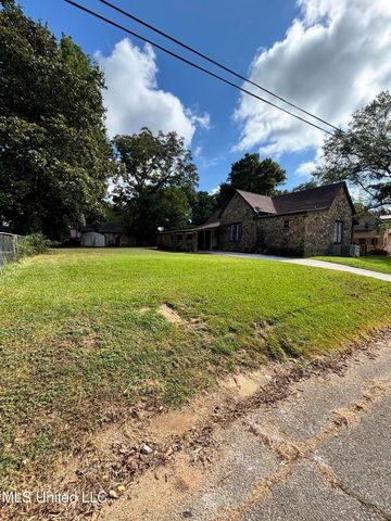 313 Garfield Street, New Albany, MS 38652