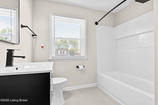 3716 Longview Rd, Louisville, KY 40299