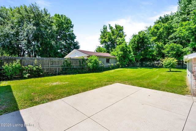 3716 Longview Rd, Louisville, KY 40299
