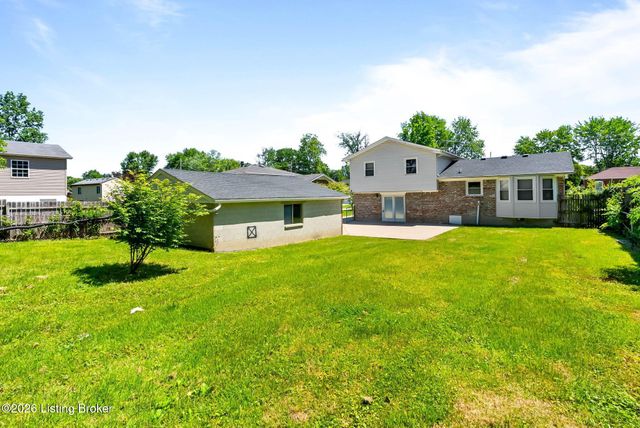 3716 Longview Rd, Louisville, KY 40299