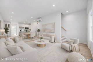 29 Village Road G, Milford, CT 06460