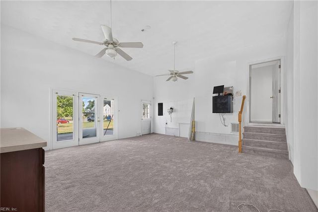 100 Hamer RD, Suffolk, VA 23434
