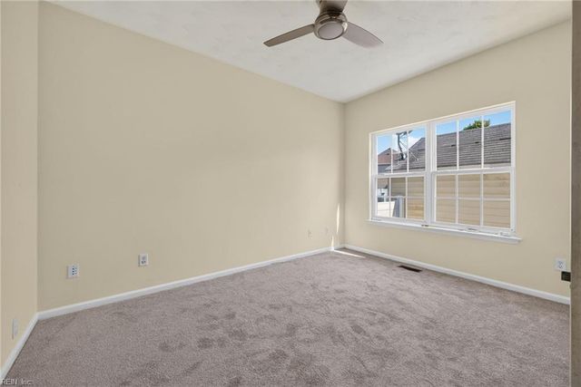 100 Hamer RD, Suffolk, VA 23434