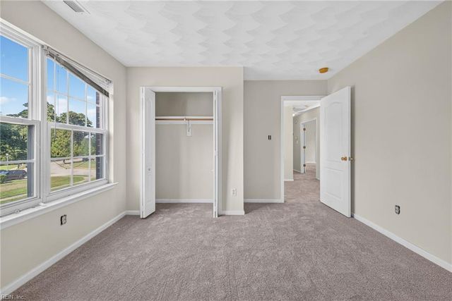 100 Hamer RD, Suffolk, VA 23434