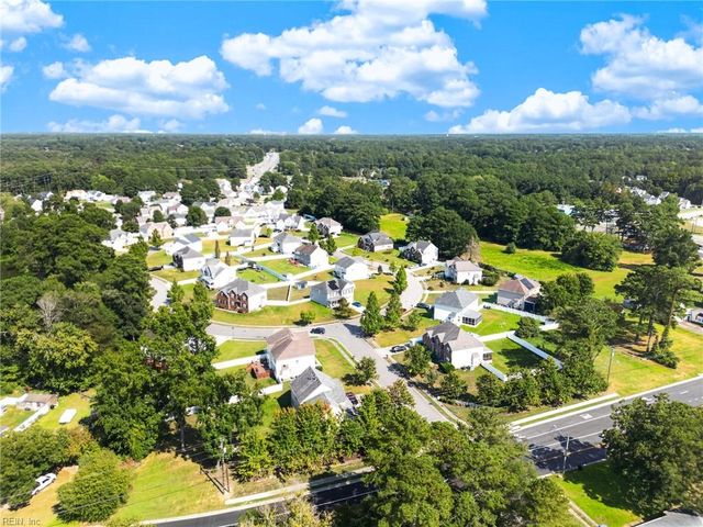 100 Hamer RD, Suffolk, VA 23434