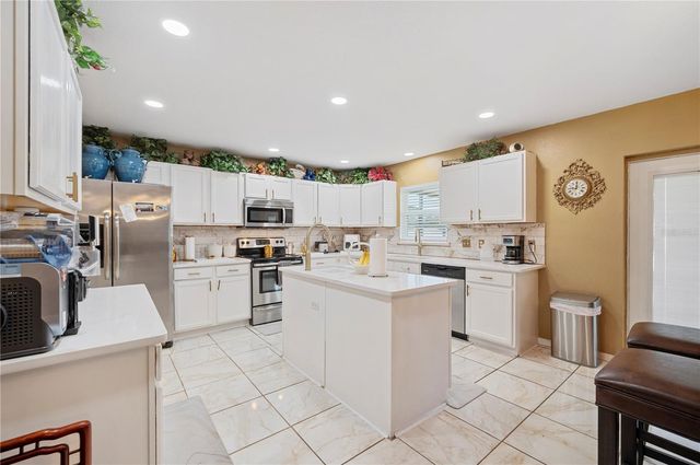 5155 SPANISH OAKS DRIVE, Lakeland, FL 33805