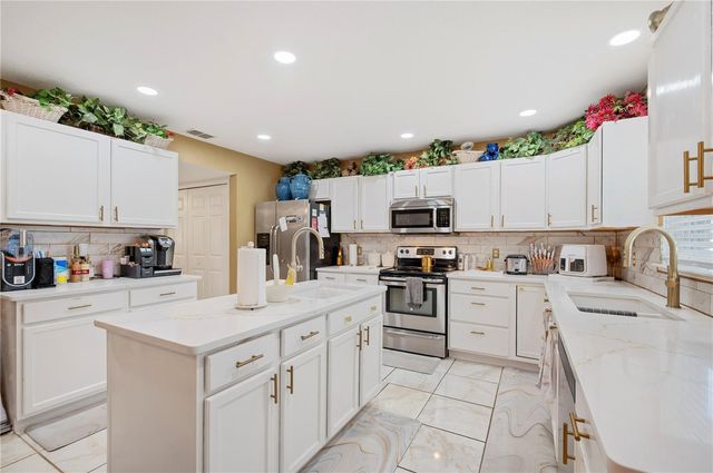 5155 SPANISH OAKS DRIVE, Lakeland, FL 33805