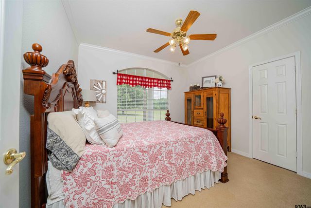 1855 Phillips Springs Rd, Gladewater, TX 75647