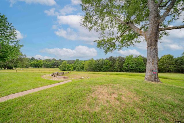 1855 Phillips Springs Rd, Gladewater, TX 75647
