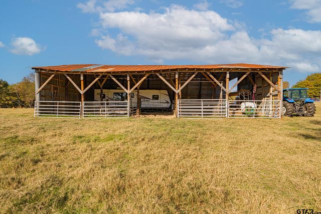 1855 Phillips Springs Rd, Gladewater, TX 75647