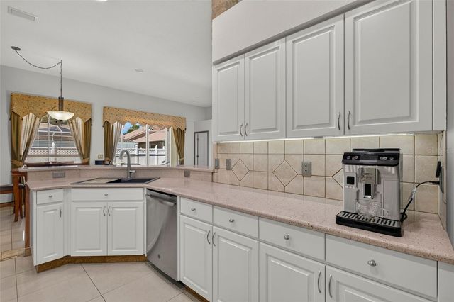 30524 LANESBOROUGH CIRCLE, Wesley Chapel, FL 33543