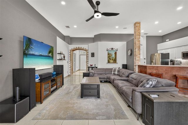 30524 LANESBOROUGH CIRCLE, Wesley Chapel, FL 33543