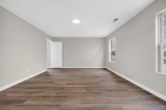 165 Sedgewick Drive, Owens Cross Roads, AL 35763