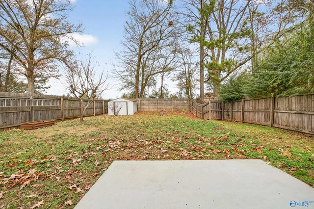 165 Sedgewick Drive, Owens Cross Roads, AL 35763