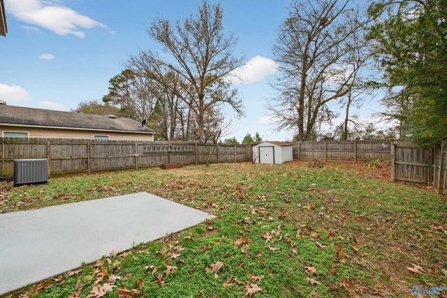 165 Sedgewick Drive, Owens Cross Roads, AL 35763