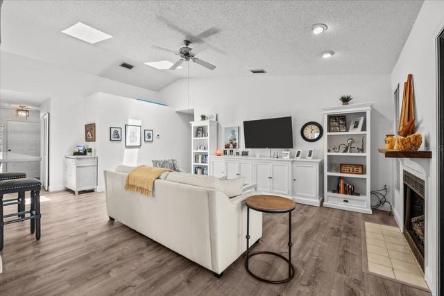 110 PARKSIDE COLONY DRIVE, Tarpon Springs, FL 34689