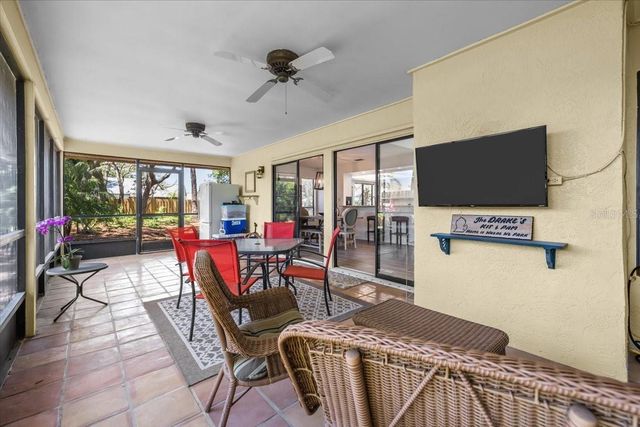 110 PARKSIDE COLONY DRIVE, Tarpon Springs, FL 34689