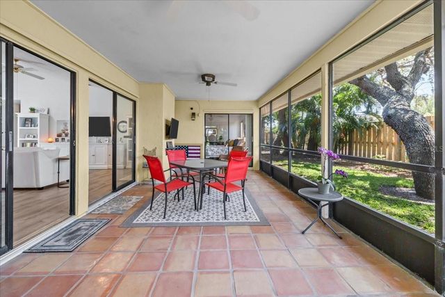 110 PARKSIDE COLONY DRIVE, Tarpon Springs, FL 34689