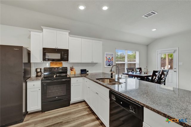1814 Strawberry Field, New Braunfels, TX 78130