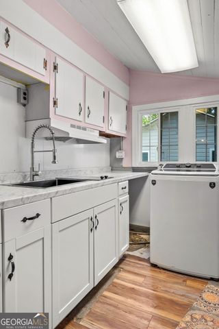 922 Clearwater Road, Sharpsburg, GA 30277