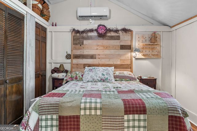 922 Clearwater Road, Sharpsburg, GA 30277
