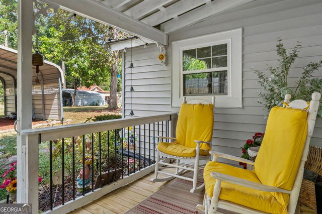 922 Clearwater Road, Sharpsburg, GA 30277