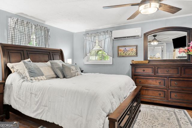 922 Clearwater Road, Sharpsburg, GA 30277