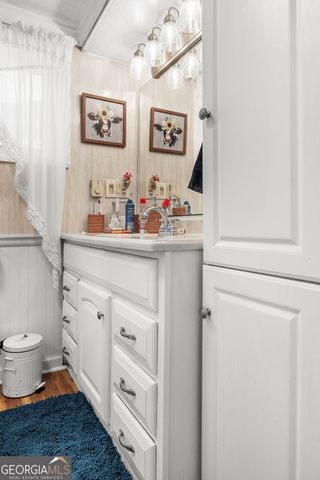 922 Clearwater Road, Sharpsburg, GA 30277