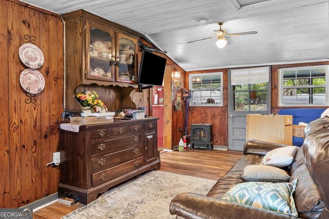 922 Clearwater Road, Sharpsburg, GA 30277