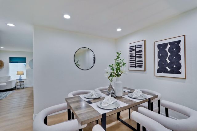 426 Galleria Drive UNIT 8, San Jose, CA 95134