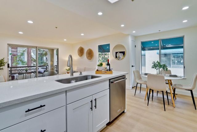 426 Galleria Drive UNIT 8, San Jose, CA 95134