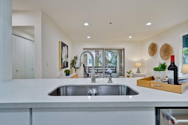 426 Galleria Drive UNIT 8, San Jose, CA 95134