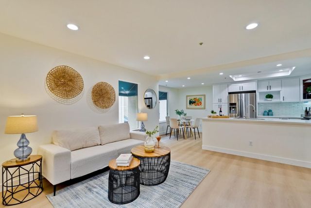 426 Galleria Drive UNIT 8, San Jose, CA 95134