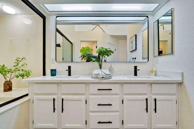 426 Galleria Drive UNIT 8, San Jose, CA 95134