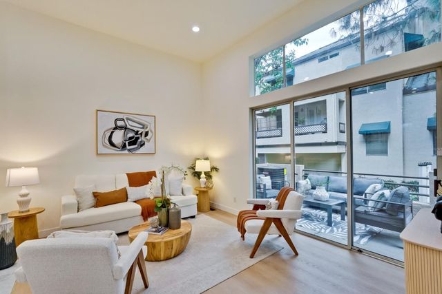 426 Galleria Drive UNIT 8, San Jose, CA 95134