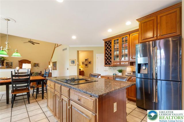 3015 Kerns Court, North Whitehall Twp, PA 18069