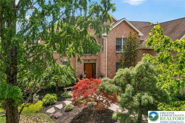 3015 Kerns Court, North Whitehall Twp, PA 18069