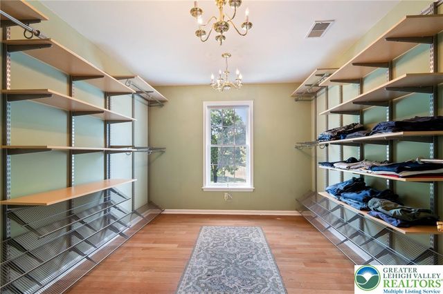 3015 Kerns Court, North Whitehall Twp, PA 18069
