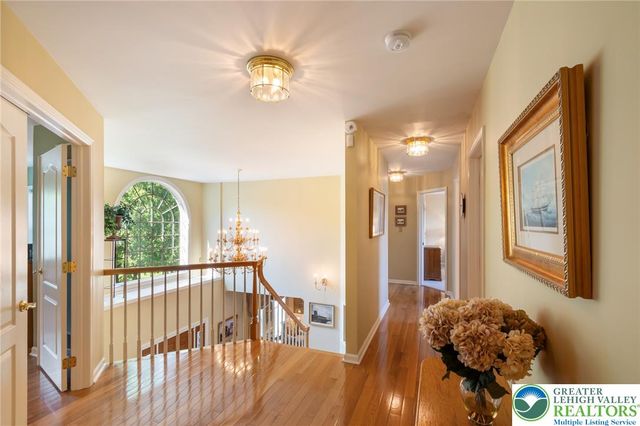 3015 Kerns Court, North Whitehall Twp, PA 18069
