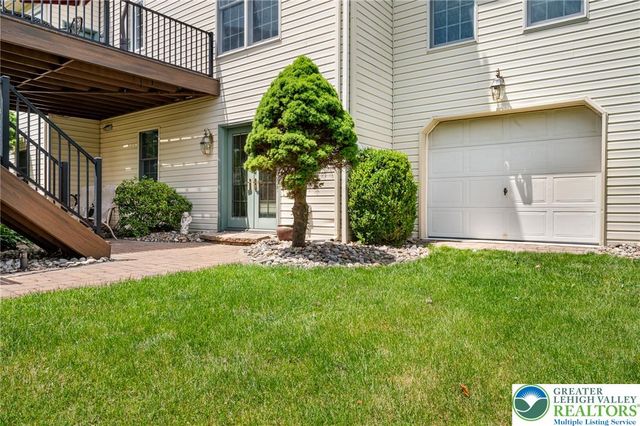 3015 Kerns Court, North Whitehall Twp, PA 18069