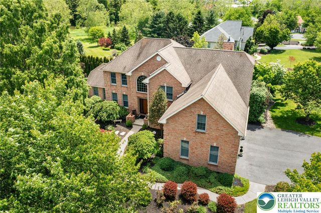 3015 Kerns Court, North Whitehall Twp, PA 18069
