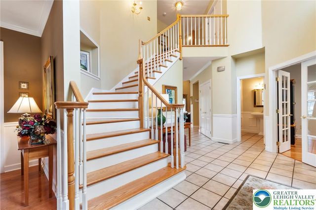 3015 Kerns Court, North Whitehall Twp, PA 18069