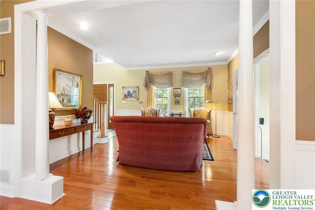 3015 Kerns Court, North Whitehall Twp, PA 18069